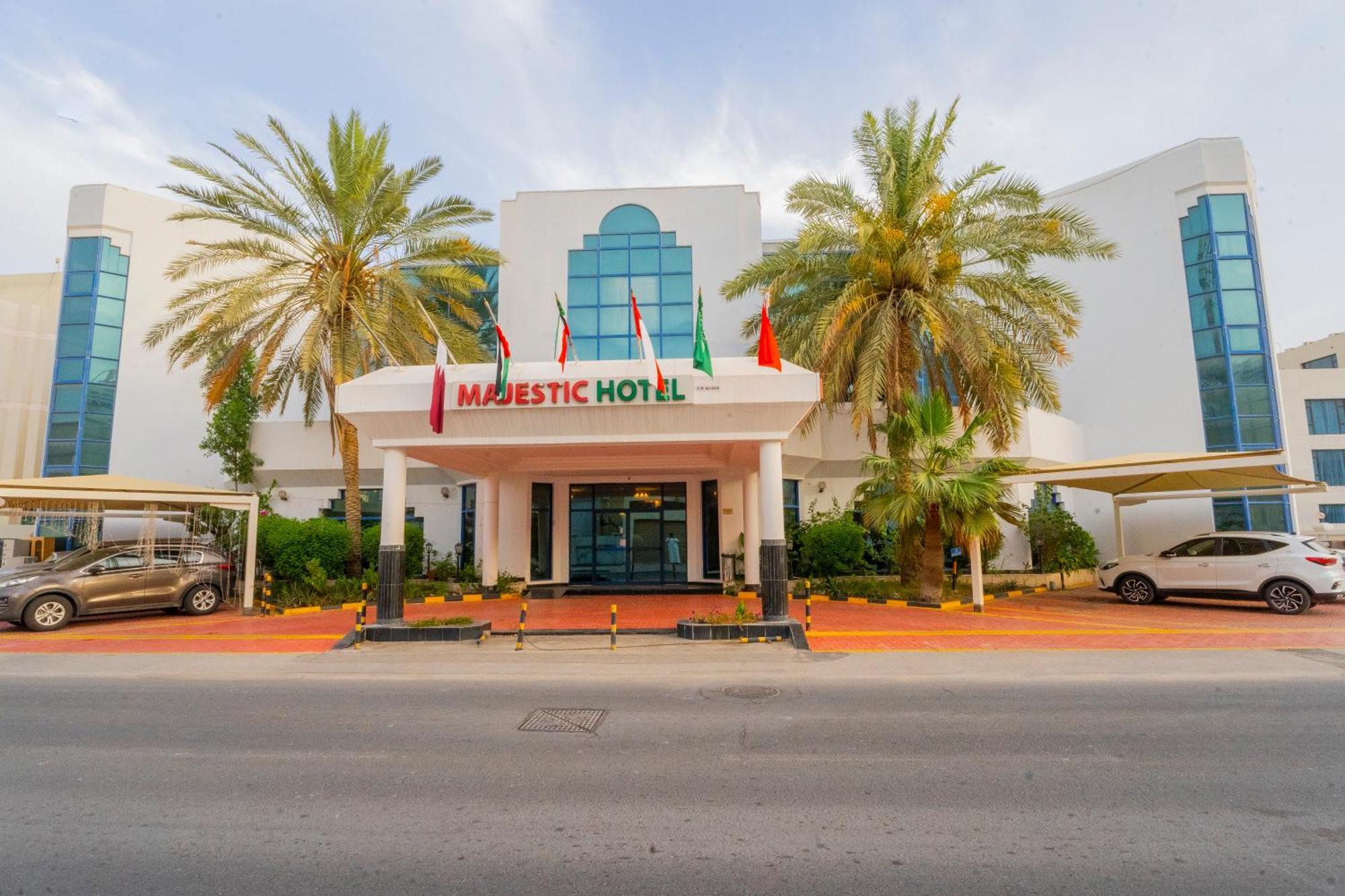 Majestic Hotel Manama Exterior photo